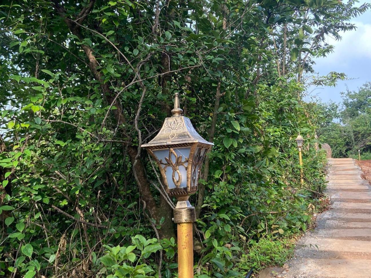 Eshi Resorts And Restaurant - Bhimashankars Jungle Luxury Resort Taleghar Extérieur photo