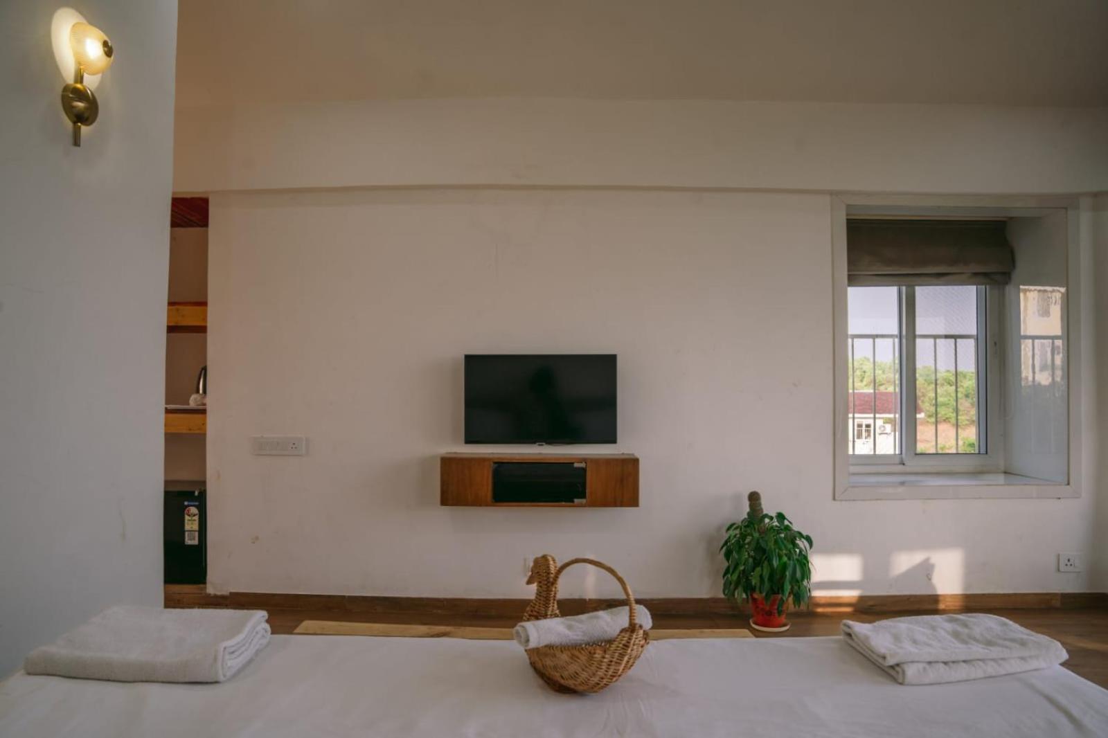 Eshi Resorts And Restaurant - Bhimashankars Jungle Luxury Resort Taleghar Extérieur photo