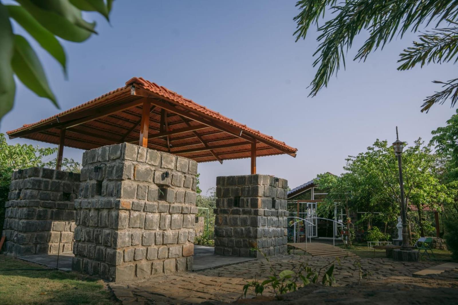 Eshi Resorts And Restaurant - Bhimashankars Jungle Luxury Resort Taleghar Extérieur photo